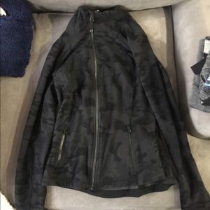 Lululemon Forme jacket 10